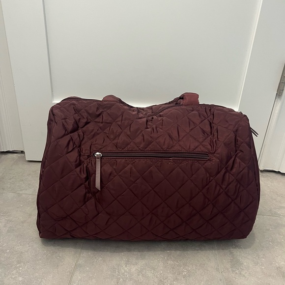Maroon weekender duffle bag! - Picture 3 of 5